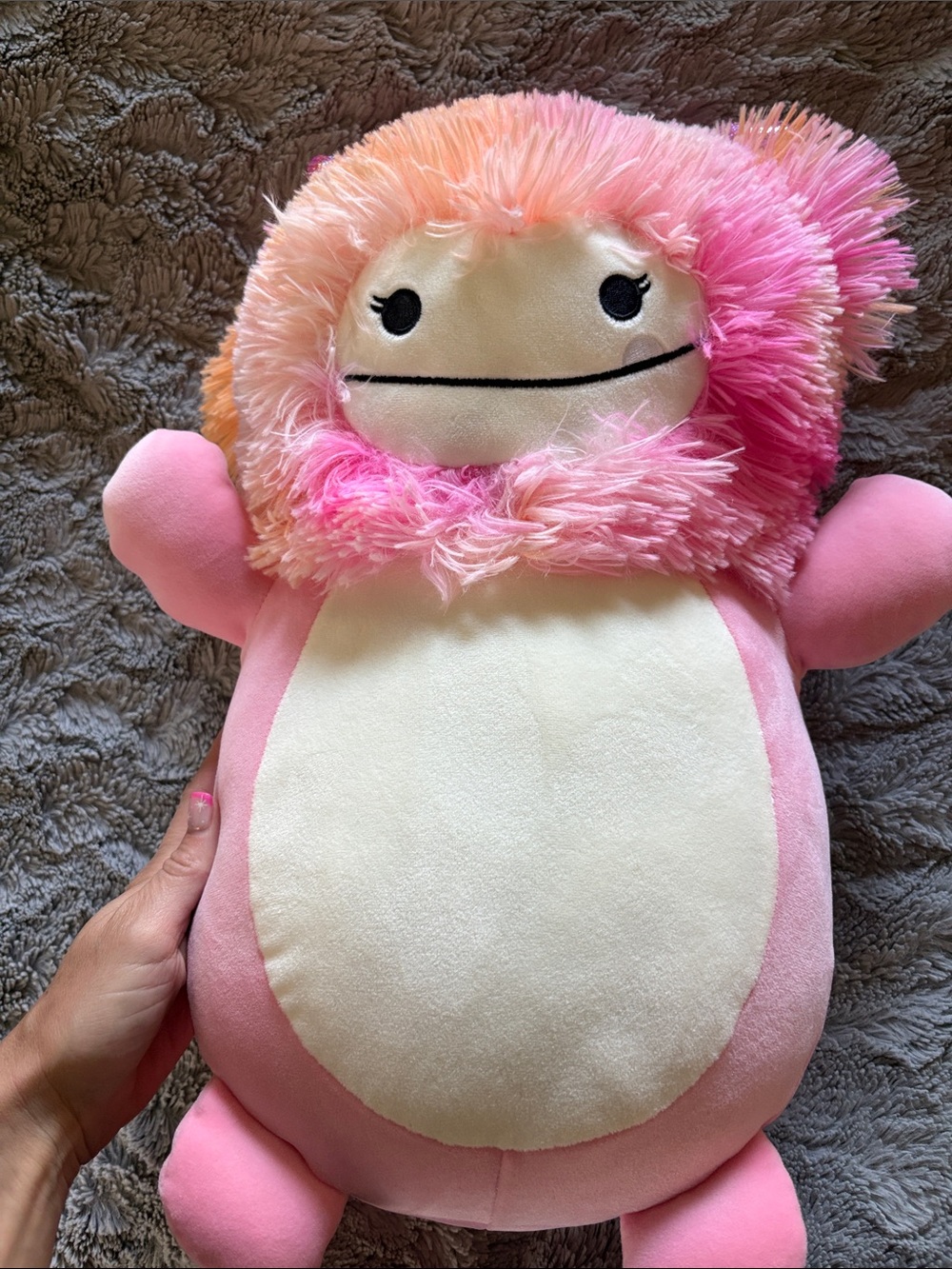 Squishmallows Hug Mees Caparinne Pink Bigfoot Plush